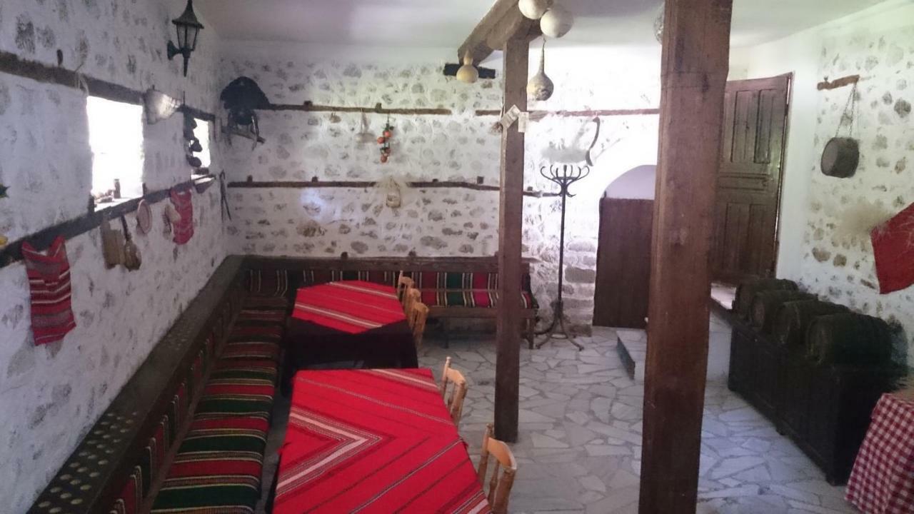 Uzunovata Kesta Hotel Melnik  Buitenkant foto